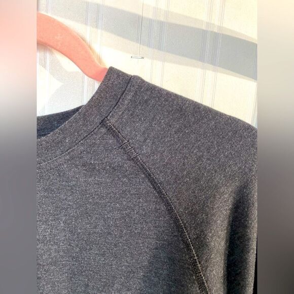 Lululemon Men's Blue Patterned geometrical Print Sweater Reversible Sz L - Picture 5 of 7